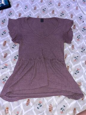 Shein Mauve Ribbed V‑Neck Peplum Blouse